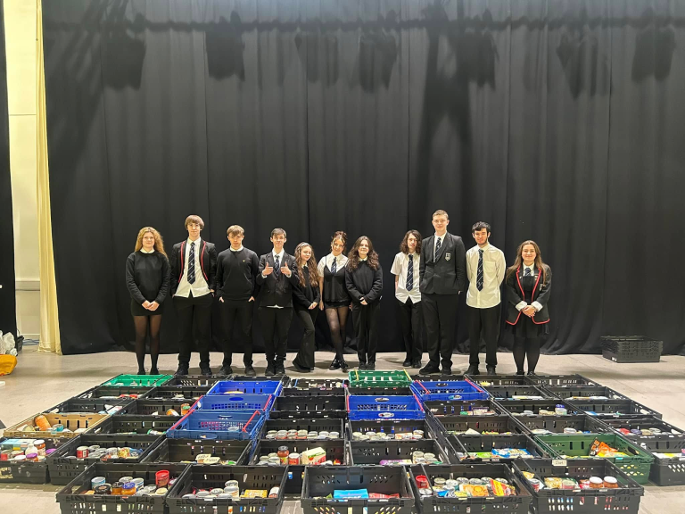 park mains high erskine students with food bank donations 768x576