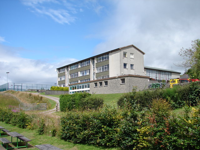 daldy secondary smallest high school in scotland